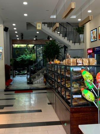 Dong Tam Bakery